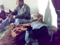 2つの愛好家は後ろからそれを愛する