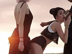 外国人ベビーシッターもお父さんの世話をする